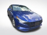 Used 2021 Hyundai Elantra SE image 4