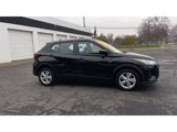 Used 2021 Nissan Kicks S image 4