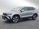 Used 2023 Volkswagen Taos SE image 3