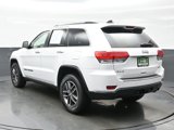 Used 2017 Jeep Grand Cherokee Limited w/ Luxury Group II image 4