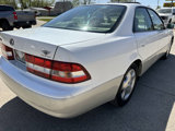 Used 2000 Lexus ES 330 image 6