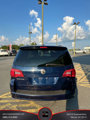 Used 2014 Volkswagen Routan SE image 5