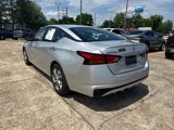 Used 2024 Nissan Altima 2.5 S image 4