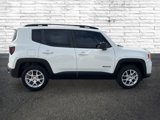 Used 2022 Jeep Renegade Latitude image 2
