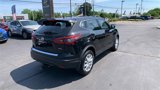 Used 2020 Nissan Rogue Sport S image 5