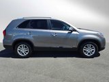 Used 2015 Kia Sorento LX image 2