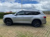 Used 2022 Volkswagen Atlas SEL R-Line image 4