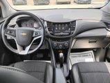 Used 2022 Chevrolet Trax LT w/ LT Convenience Package image 2