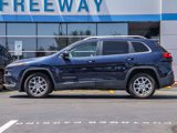 Used 2015 Jeep Cherokee Latitude w/ Comfort/Convenience Group image 3