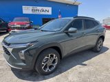 New 2025 Chevrolet Trax LT image 2