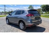 Used 2018 Nissan Rogue SV image 5