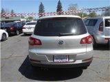 Used 2011 Volkswagen Tiguan S image 4