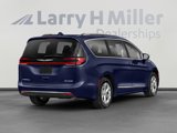 Used 2021 Chrysler Pacifica Touring-L w/ S Appearance Package image 2