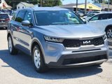 Used 2022 Kia Sorento LX image 2