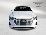 Used 2019 Audi e-tron Prestige w/ Prestige Package image 4