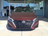 Used 2024 Nissan Altima 2.5 SV image 2