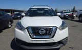 Used 2019 Nissan Kicks SV image 2