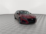 Used 2024 Nissan Altima 2.0 SR image 2