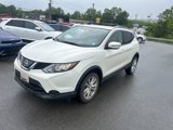 Used 2018 Nissan Rogue Sport SV image 2
