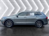 Used 2021 Volkswagen Tiguan SE image 2