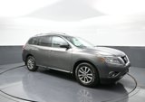 Used 2016 Nissan Pathfinder S image 4