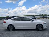 Used 2017 Ford Fusion SE w/ Fusion SE Technology Package image 2