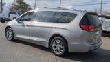 Used 2018 Chrysler Pacifica Limited image 6