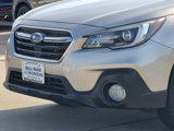 Used 2018 Subaru Outback 2.5i Limited image 3