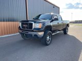 Used 2010 GMC Sierra 2500 SLE image 2