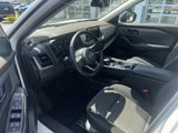 Used 2022 Nissan Rogue S image 2