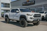 Used 2017 Toyota Tacoma TRD Off-Road image 3