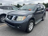 Used 2010 Nissan Pathfinder SE image 2