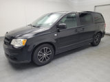Used 2014 Dodge Grand Caravan SE image 2