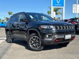 Used 2024 Jeep Compass Trailhawk image 2