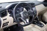 Used 2017 Nissan Rogue SV image 5