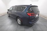 Used 2023 Chrysler Pacifica Touring-L image 6