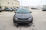 Used 2020 Chrysler Pacifica Touring-L image 4