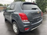 Used 2022 Chevrolet Trax LT w/ LT Convenience Package image 5