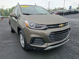 Certified 2022 Chevrolet Trax LT w/ LT Convenience Package image 2