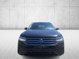 Used 2024 Volkswagen Tiguan SE image 2