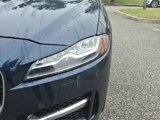 Used 2017 Jaguar F-PACE R-Sport image 3