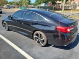 Used 2018 Honda Accord Sport image 4