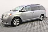Used 2017 Toyota Sienna LE image 2