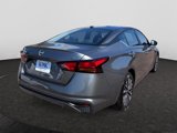 Used 2023 Nissan Altima 2.5 SV image 4