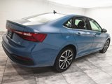 Used 2025 Volkswagen Jetta SE image 6