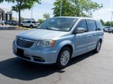 Used 2012 Chrysler Town & Country Limited w/ Luxury Group image 3
