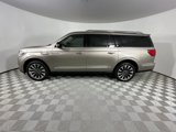 Used 2019 Lincoln Navigator L Select w/ Technology Package image 2