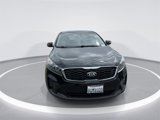 Used 2019 Kia Sorento LX image 4