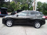Used 2016 Nissan Rogue SV w/ SV Premium Package image 2