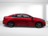 Used 2023 Kia Forte LXS image 4